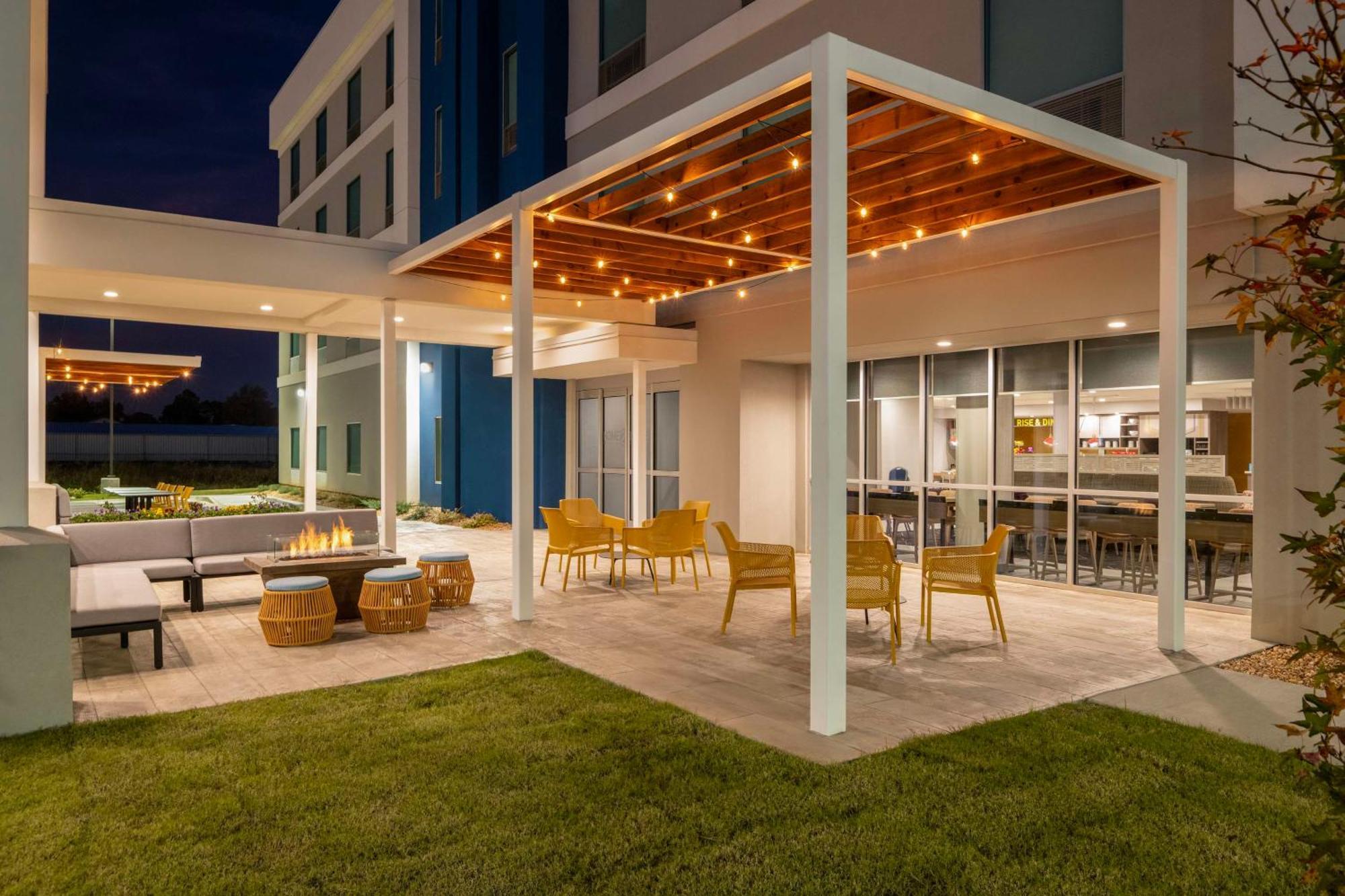 Home2 Suites By Hilton Jonesboro Exterior photo
